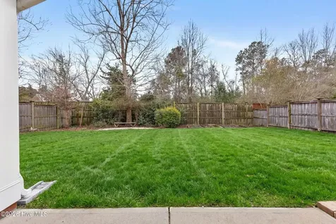 346 Hanover Lakes Drive Wilmington NC 28401
