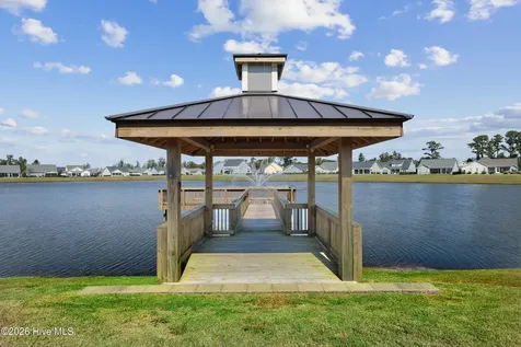346 Hanover Lakes Drive Wilmington NC 28401