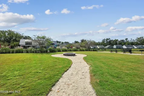 346 Hanover Lakes Drive Wilmington NC 28401