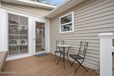 165 NE 5th Street Oak Island NC 28465