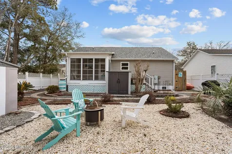 165 NE 5th Street Oak Island NC 28465