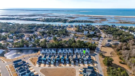 105 Blue Bill Way Beaufort NC 28516