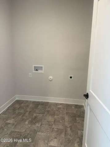 186 Seashore Street Grimesland NC 27837
