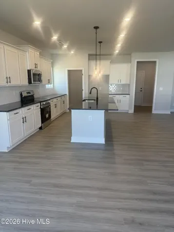 186 Seashore Street Grimesland NC 27837