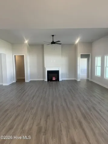 186 Seashore Street Grimesland NC 27837