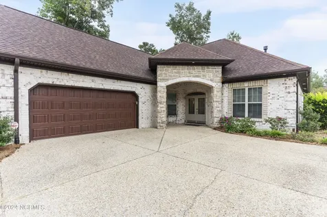 656 Jenoa Drive Castle Hayne NC 28429