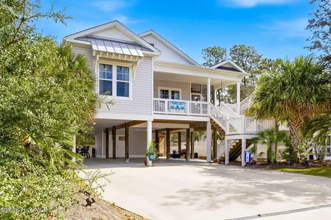 214 NE 35th Street Oak Island NC 28465
