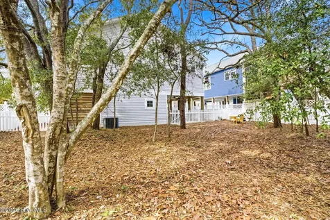 214 NE 35th Street Oak Island NC 28465