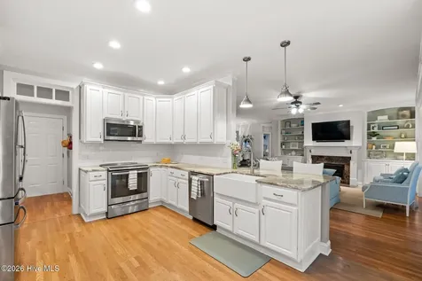 913 Wild Dunes Circle Wilmington NC 28411