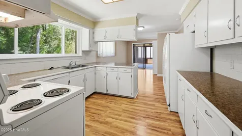 502 Lancelot Drive Greenville NC 27858