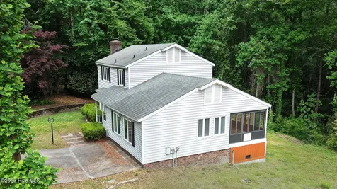 502 Lancelot Drive Greenville NC 27858
