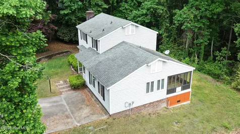 502 Lancelot Drive Greenville NC 27858