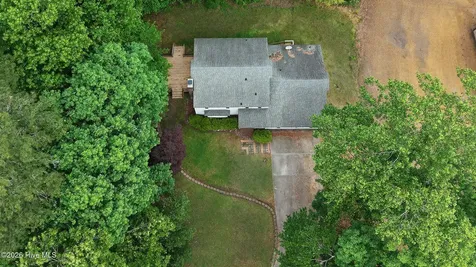 502 Lancelot Drive Greenville NC 27858