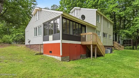 502 Lancelot Drive Greenville NC 27858