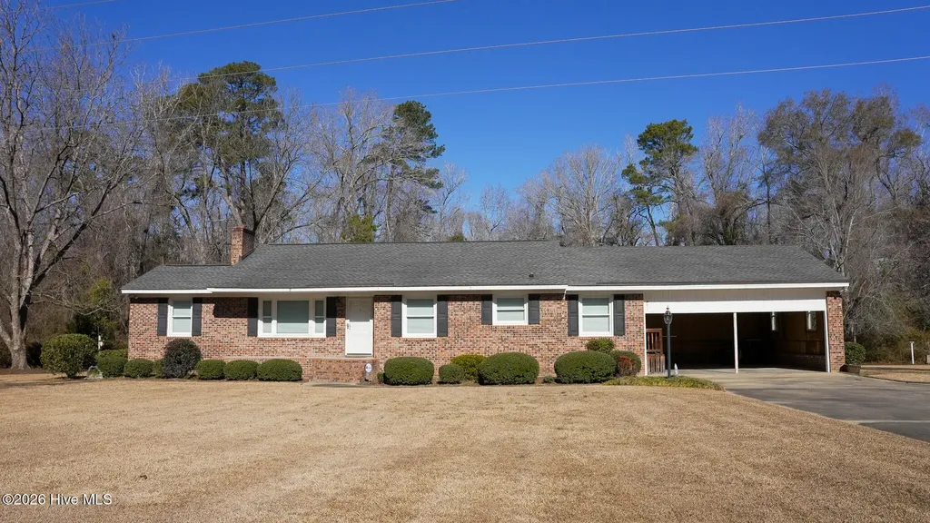 291 Whitehall Road Whiteville NC 28472