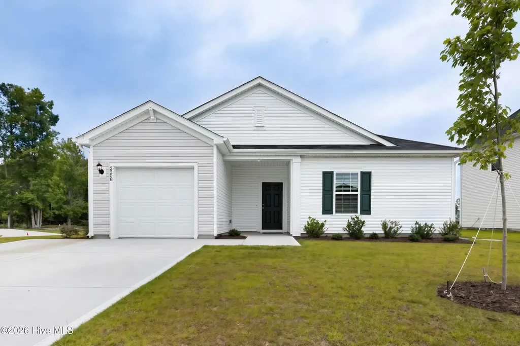 2208 Lakefront Drive SE Bolivia NC 28422