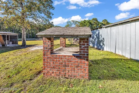 4013 Thomas Road Little River SC 29566