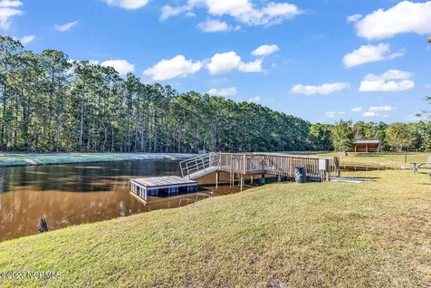 4013 Thomas Road Little River SC 29566