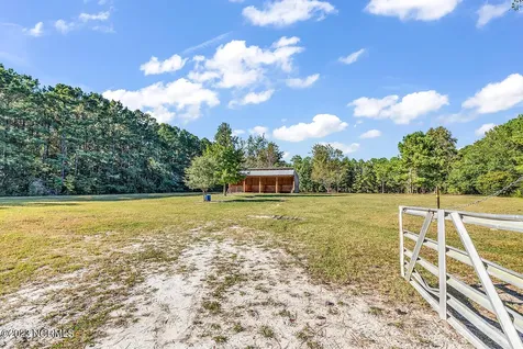 4013 Thomas Road Little River SC 29566