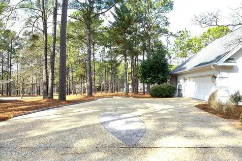 360 Lake Dornoch Drive Pinehurst NC 28374