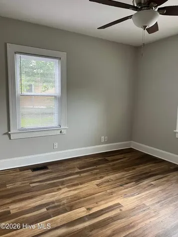 303 S Oak Street Greenville NC 27858