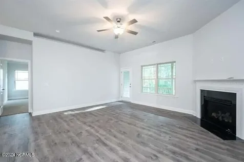 404 Sandcastle Street Grimesland NC 27837