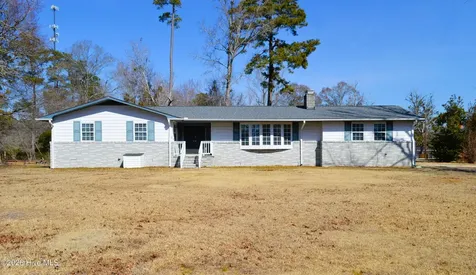 114 Church Road Riegelwood NC 28456