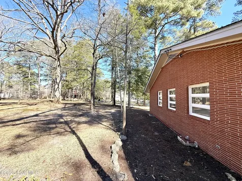 106 Carolina Avenue Williamston NC 27892