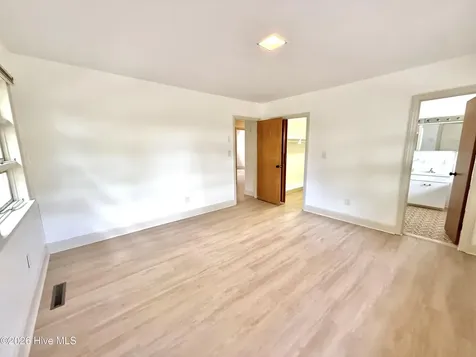 106 Carolina Avenue Williamston NC 27892