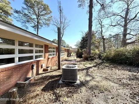106 Carolina Avenue Williamston NC 27892