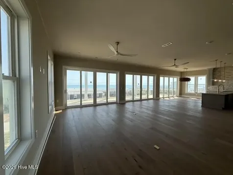 404 Ocean Drive Emerald Isle NC 28594