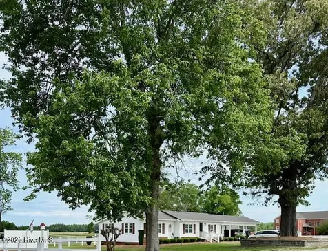 4998 Peacock Road Whiteville NC 28472