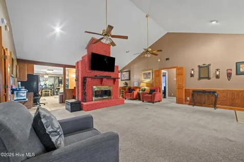 2209 Pocosin Road Ayden NC 28513