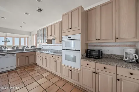 2223 Sandfiddler Road Corolla NC 27927