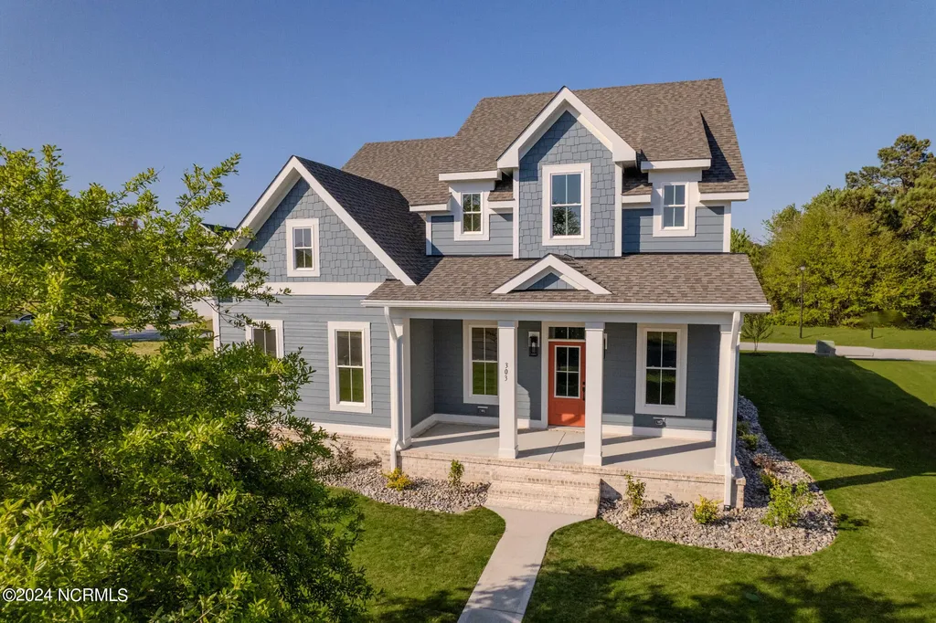 303 Cannonsgate Drive Newport NC 28570