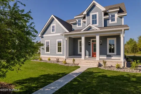 303 Cannonsgate Drive Newport NC 28570