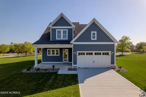 303 Cannonsgate Drive Newport NC 28570