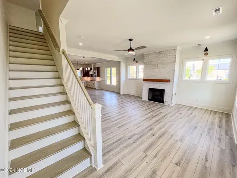 303 Cannonsgate Drive Newport NC 28570