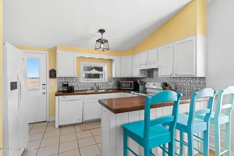 127 Swordfish Drive Holden Beach NC 28462