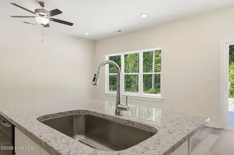 104 Palm Circle Havelock NC 28532