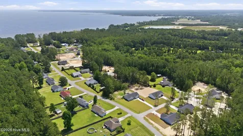 104 Palm Circle Havelock NC 28532