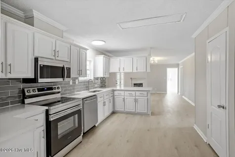 190 Pickett Circle Vass NC 28394