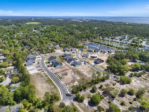 2067 Rosin Drive Southport NC 28461