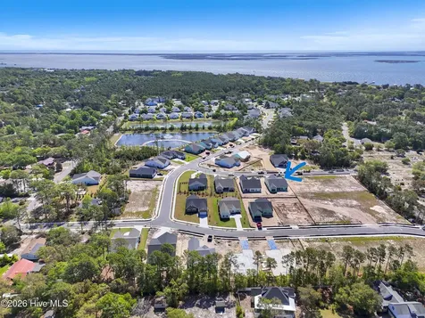 2067 Rosin Drive Southport NC 28461