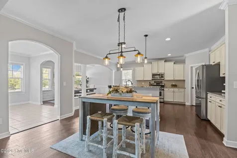 128 Little Bay Drive Cedar Point NC 28584