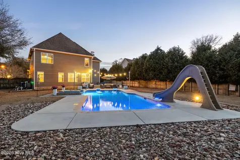 128 Little Bay Drive Cedar Point NC 28584
