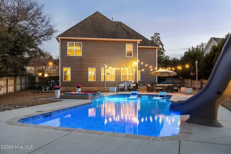 128 Little Bay Drive Cedar Point NC 28584