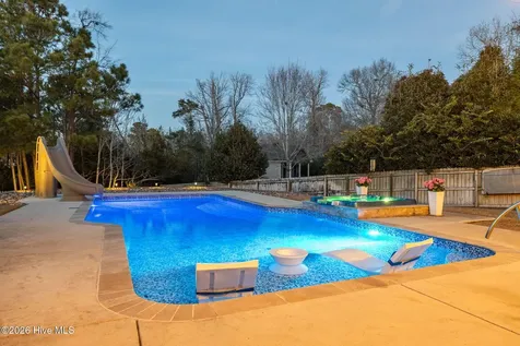 128 Little Bay Drive Cedar Point NC 28584