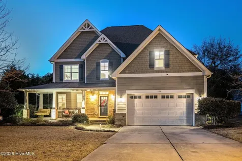 128 Little Bay Drive Cedar Point NC 28584