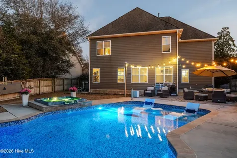 128 Little Bay Drive Cedar Point NC 28584